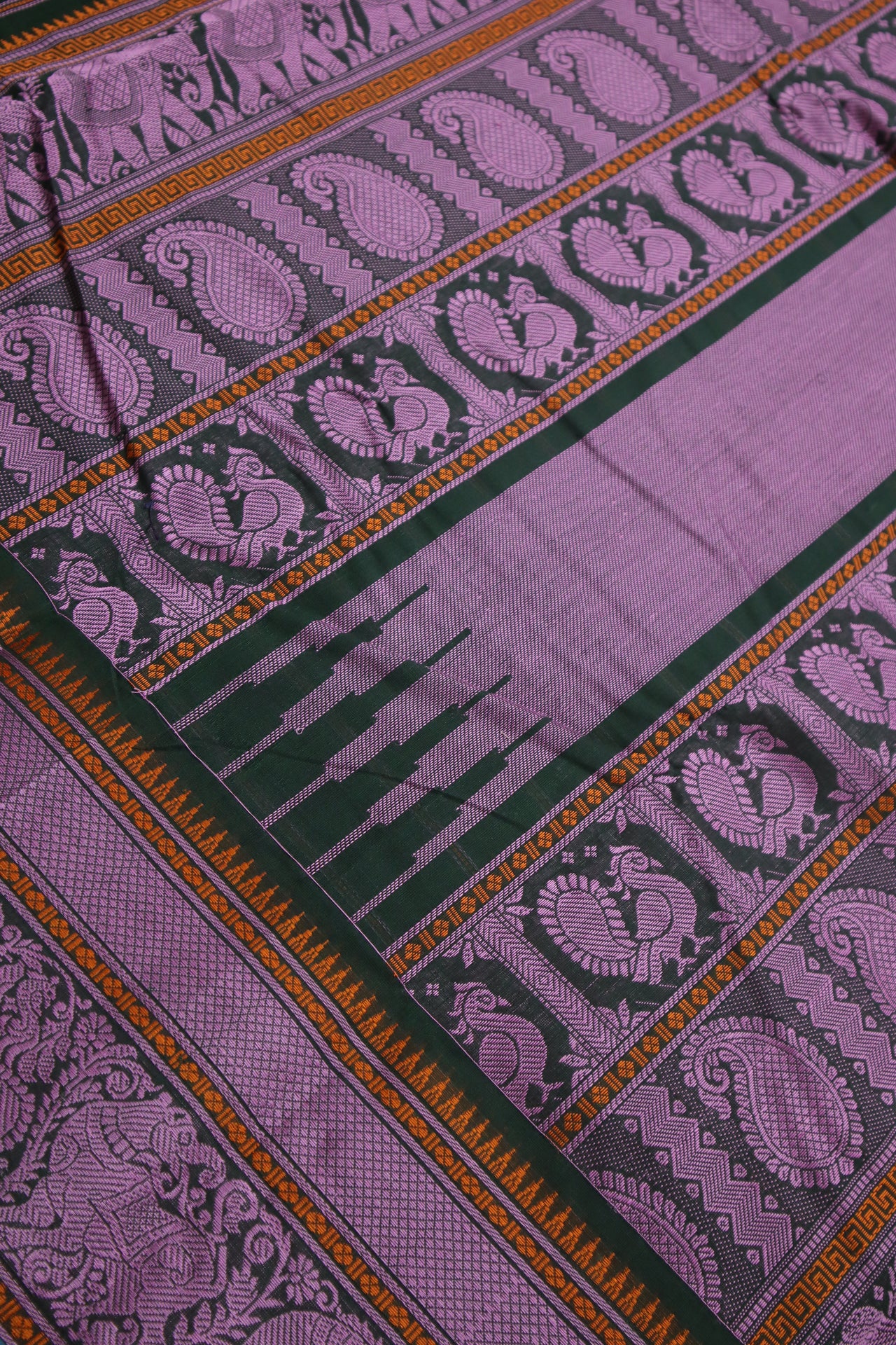 Deepest green - Annapakshi Thread work 1000 woven buttas with woven pallu