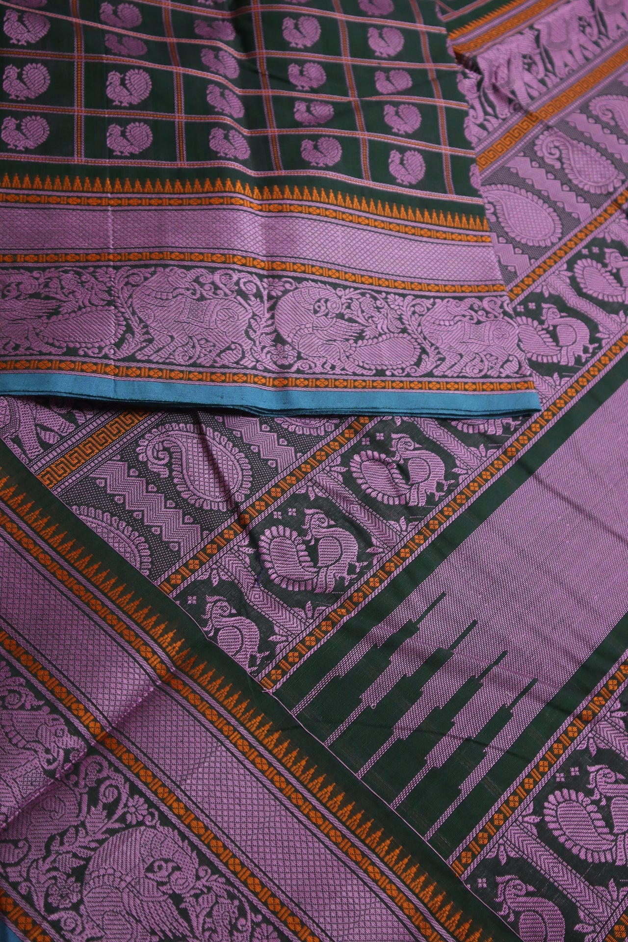 Deepest green - Annapakshi Thread work 1000 woven buttas with woven pallu