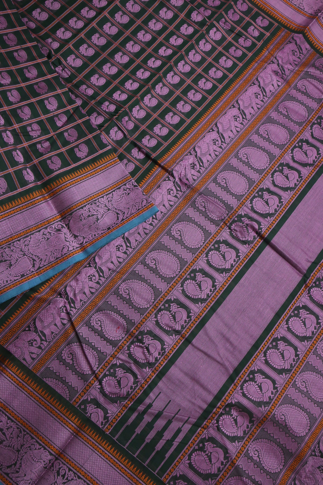 Deepest green - Annapakshi Thread work 1000 woven buttas with woven pallu