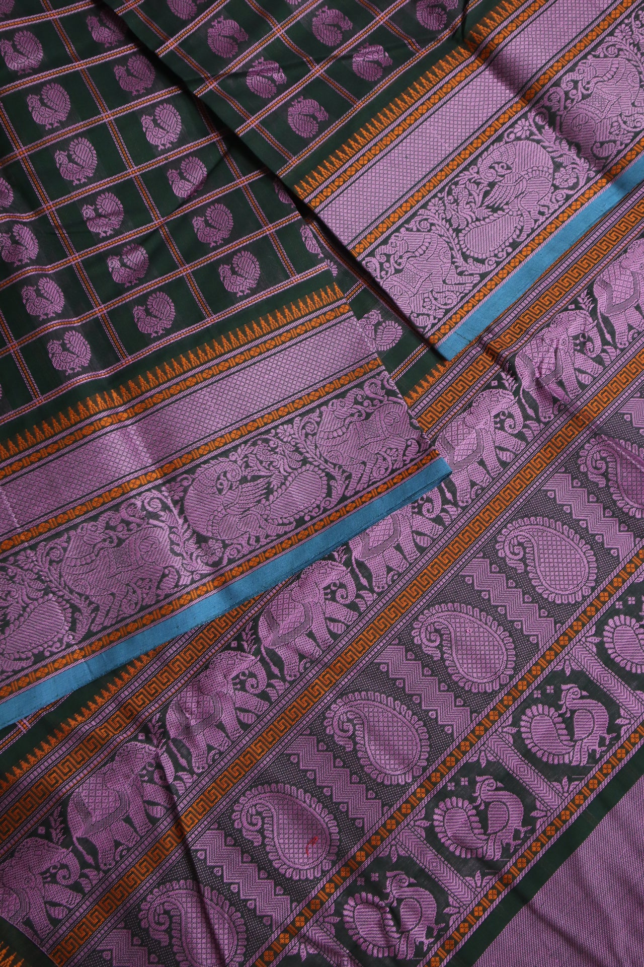 Deepest green - Annapakshi Thread work 1000 woven buttas with woven pallu