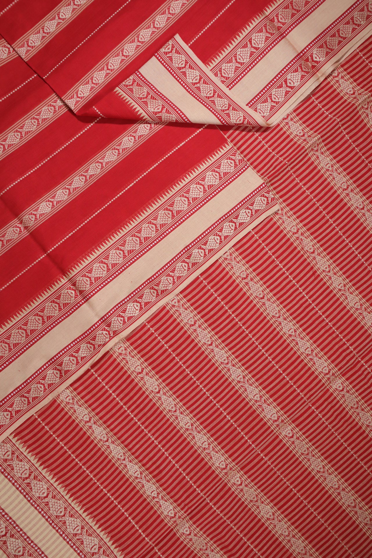 Red - Fish Horizontal Stripes