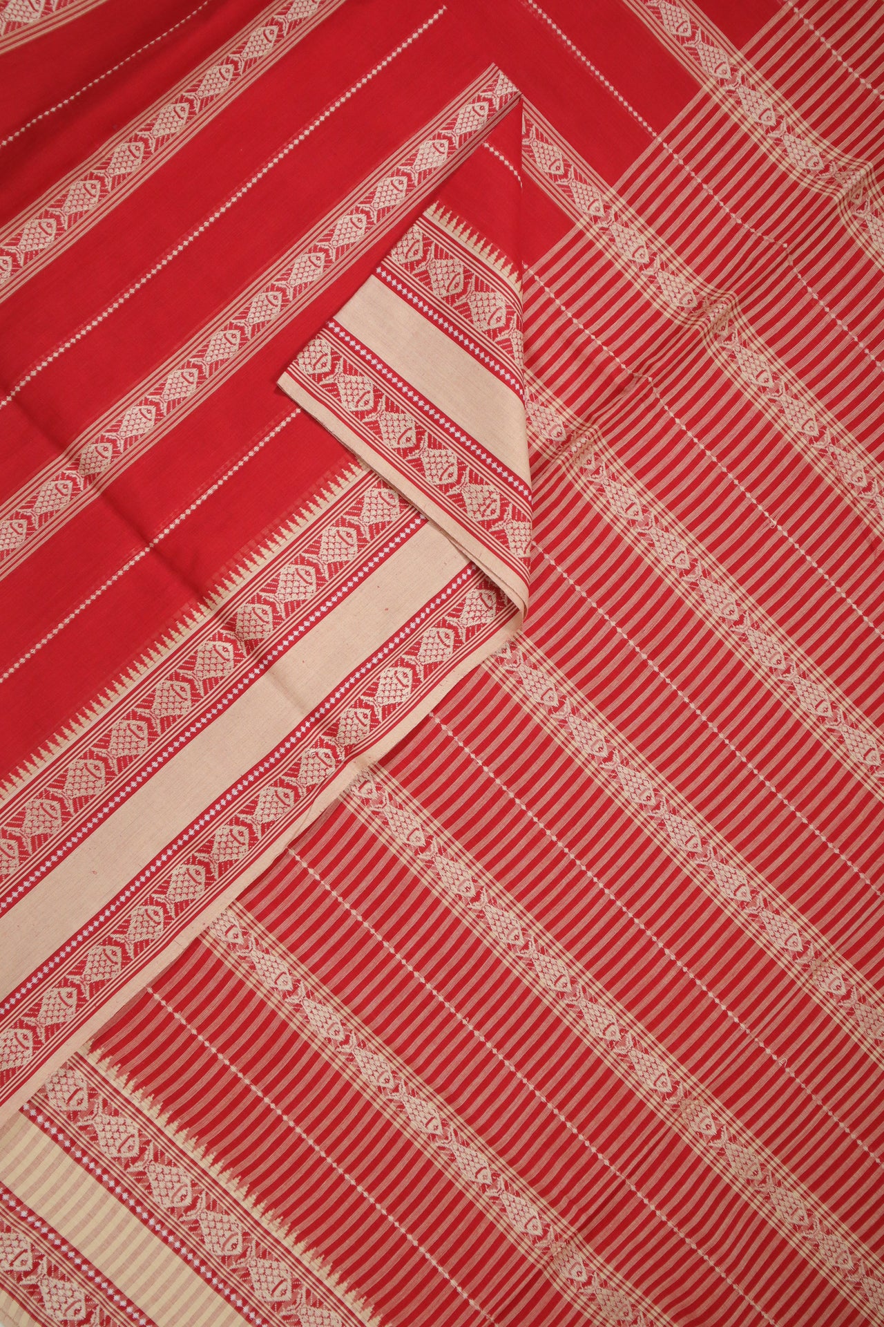 Red - Fish Horizontal Stripes