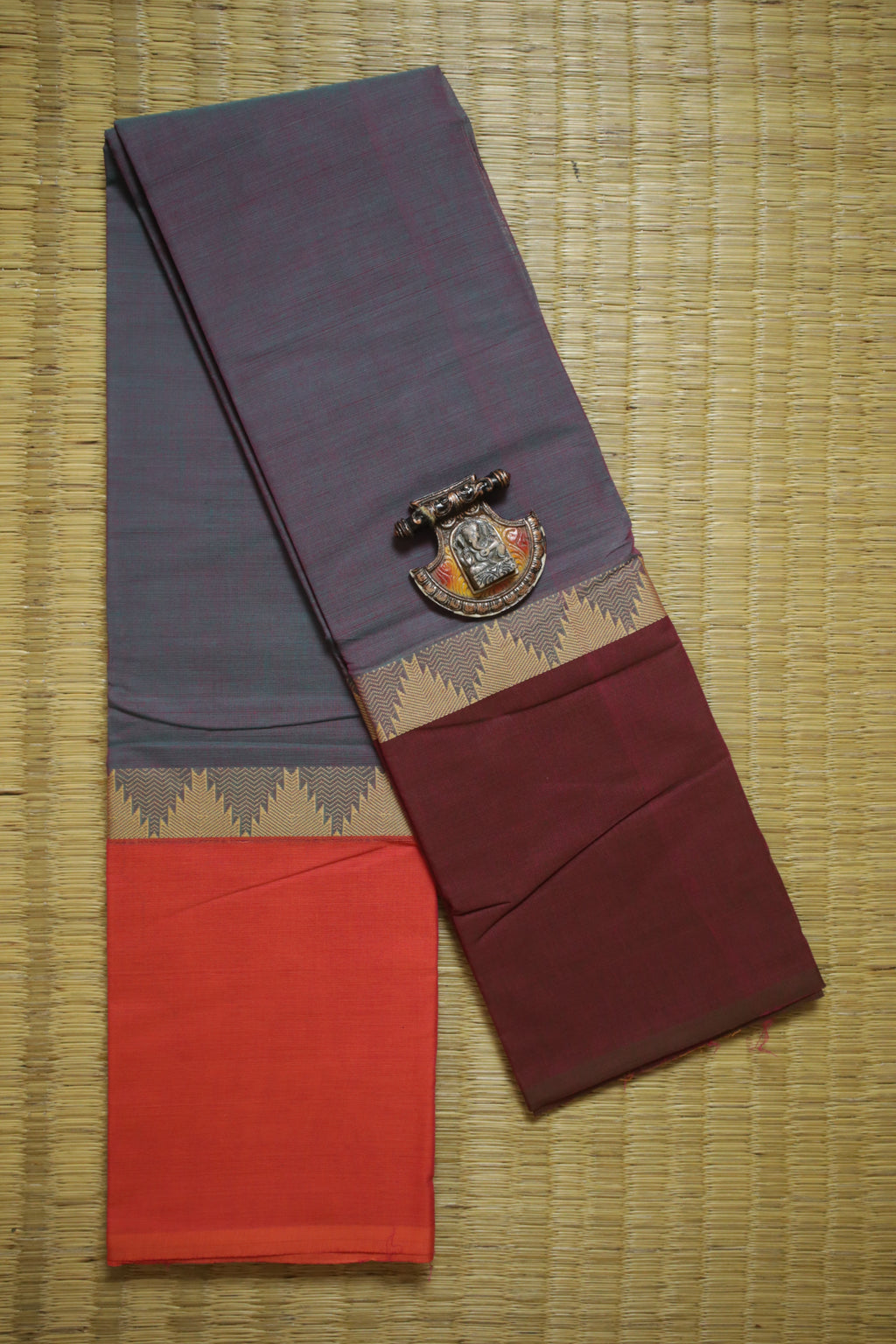 Buy Chettinad Cotton Saree With Kalamkari Blouse (1 Meter) - NC25 at Amazon .in