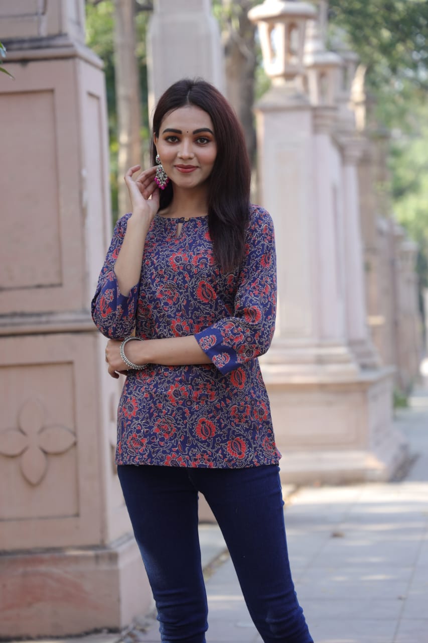 Short Kurti