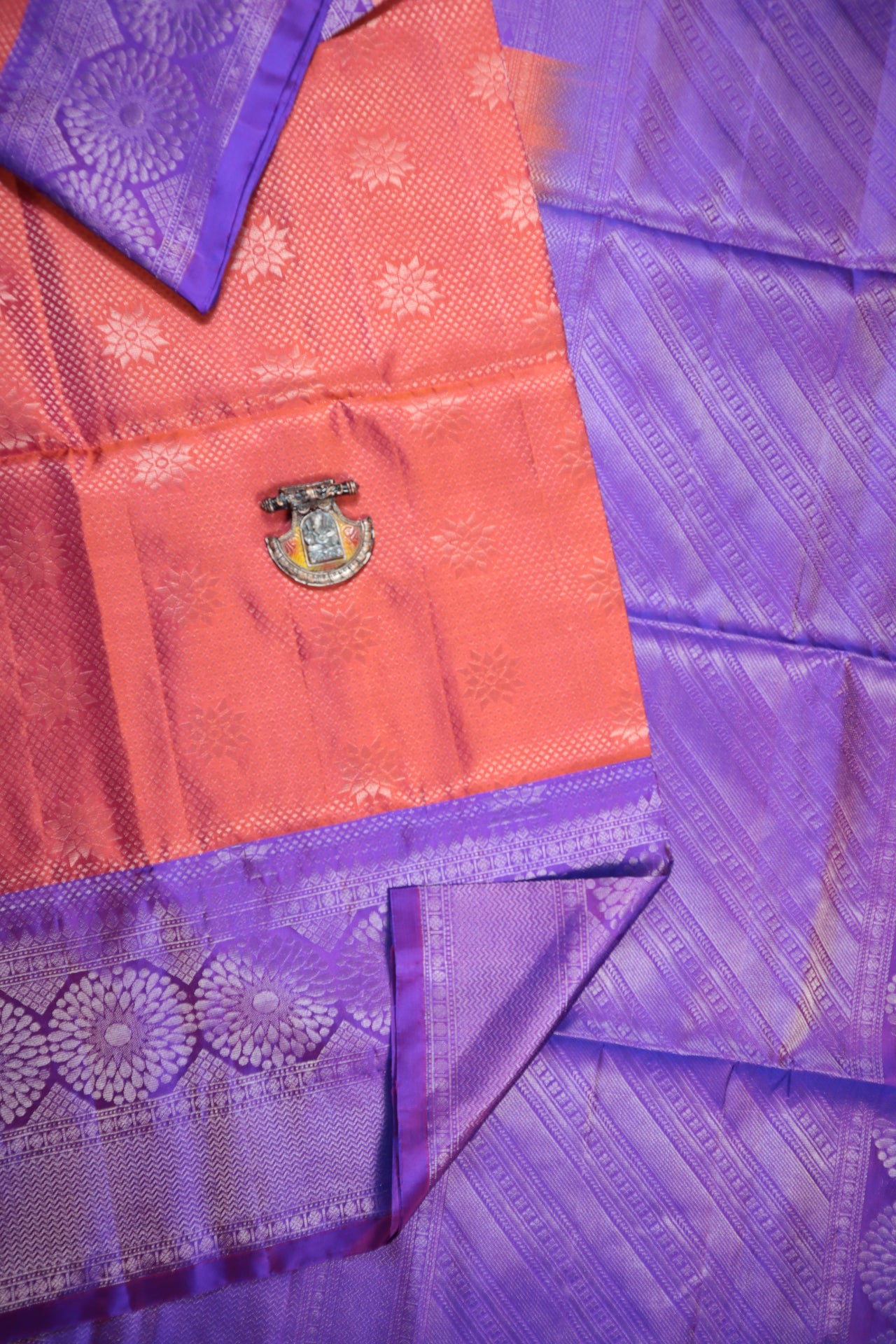 Pink Checks Traditional Sarees - Buy Pink Checks Traditional Sarees online  in India